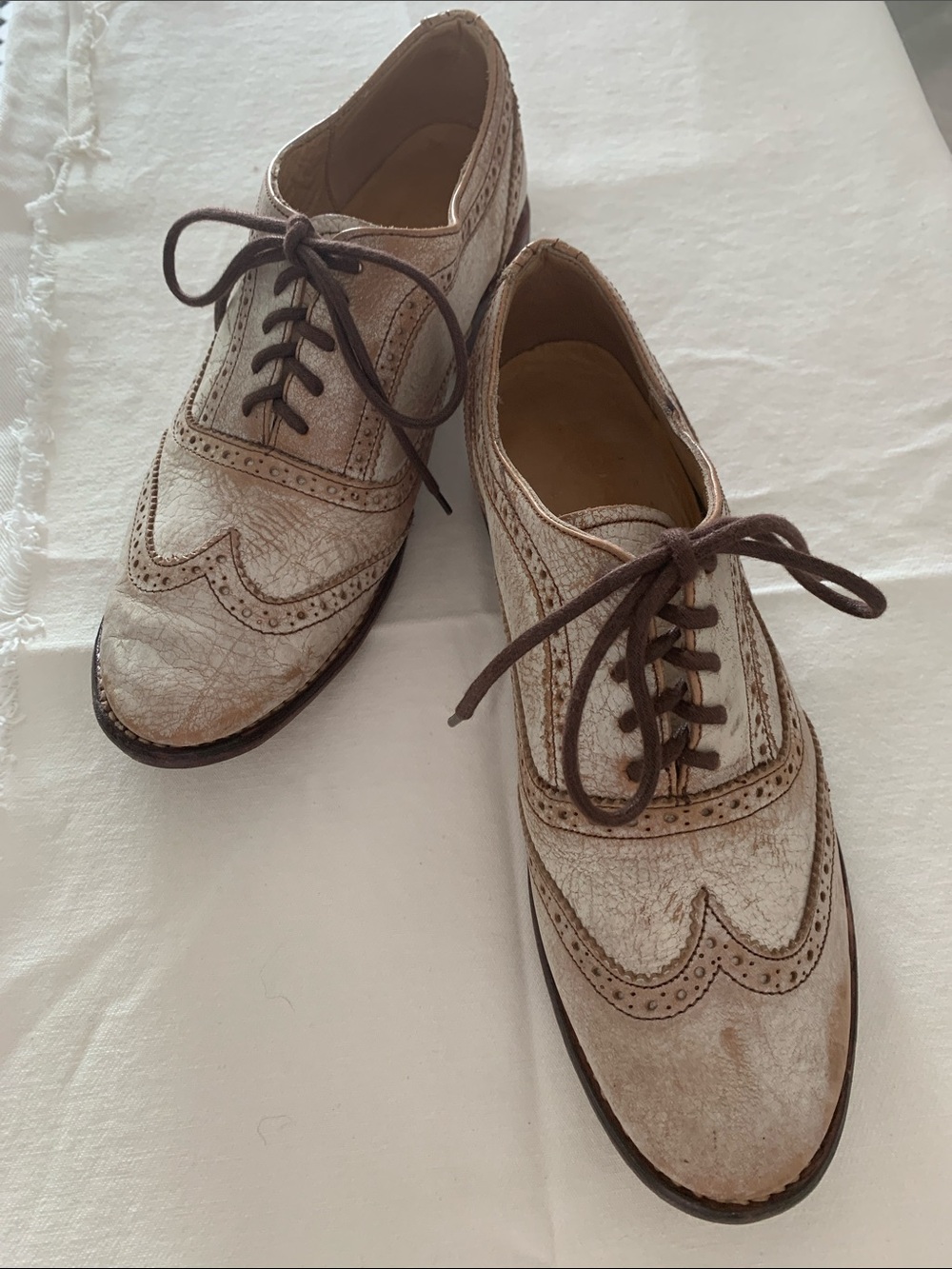 BedStu Handcrafted Cream Leather Oxford Shoes Women’s Size 8